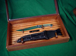 "Astarion" case, open, showing case sides, bottom. Rock maple in red lauan contrasts well with the inside mountboard of Red Cedar inlaid in cherry